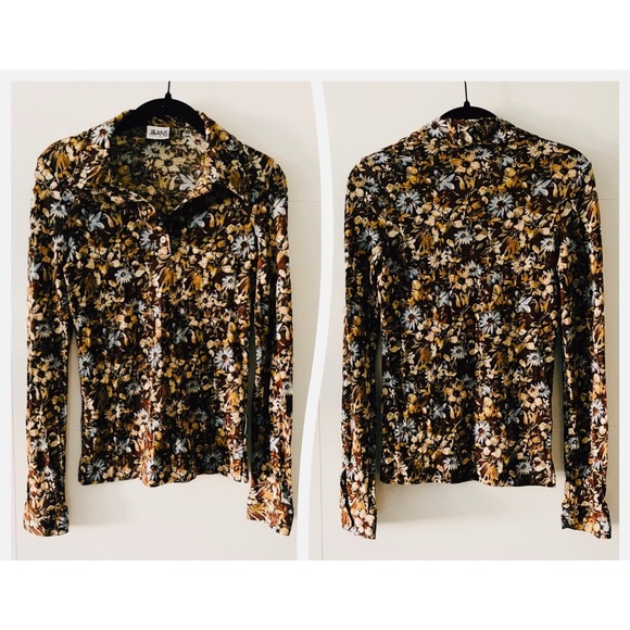 DOLCE & GABBANA J&ANS Floral Point
Collar Blouse - Picture 13 of 14